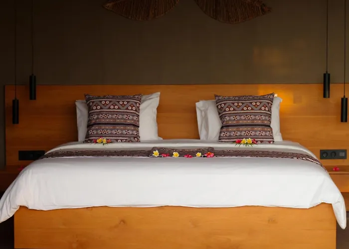 Bula Villa Umeanyar